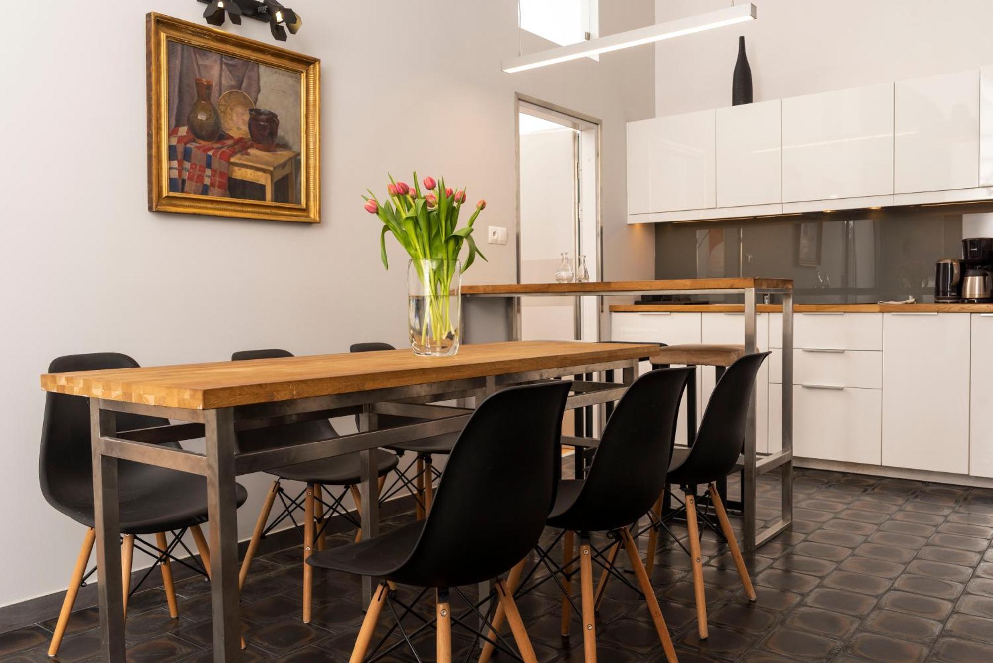 Two-Bedroom Apartment SII
